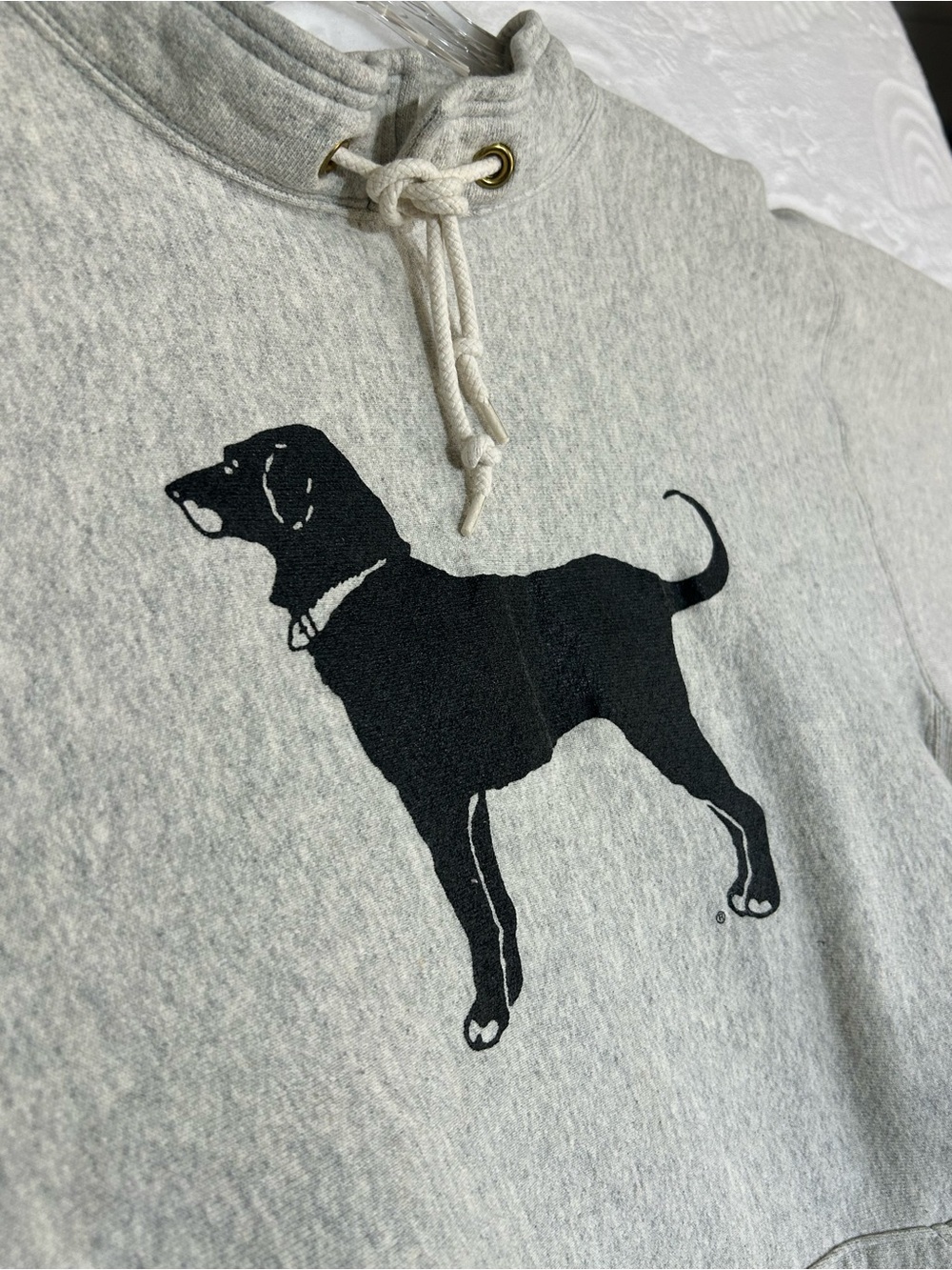 Vintage The Black Dog Crewneck Sweatshirt in Light Gray with Black Dog Graphic